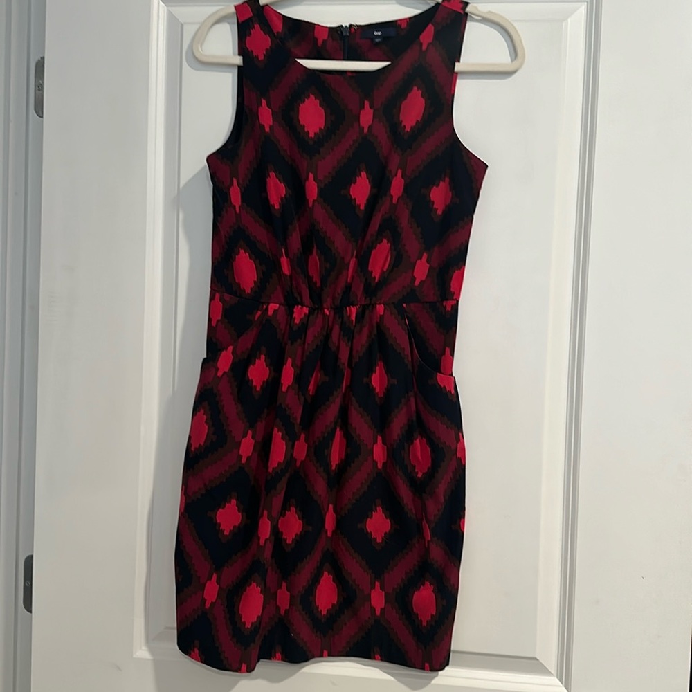 Gap dress with pockets